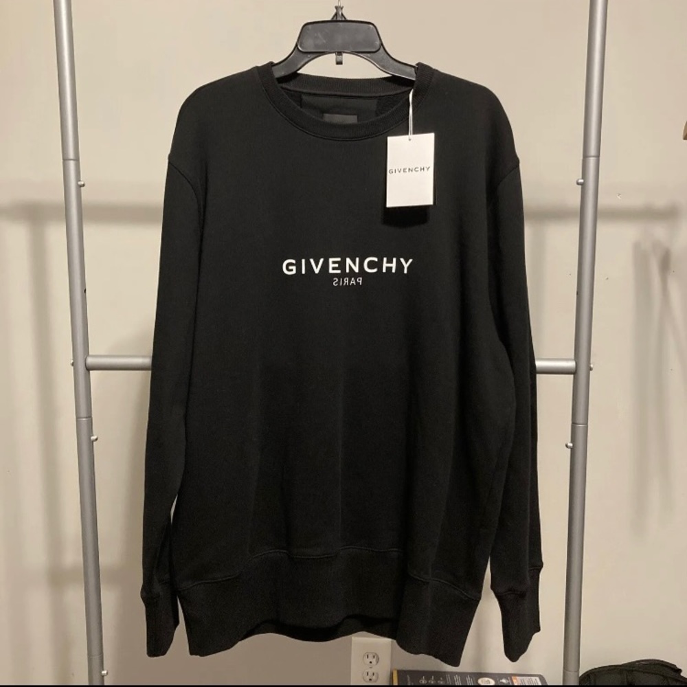 Givenchy mens small black sweatshirt
